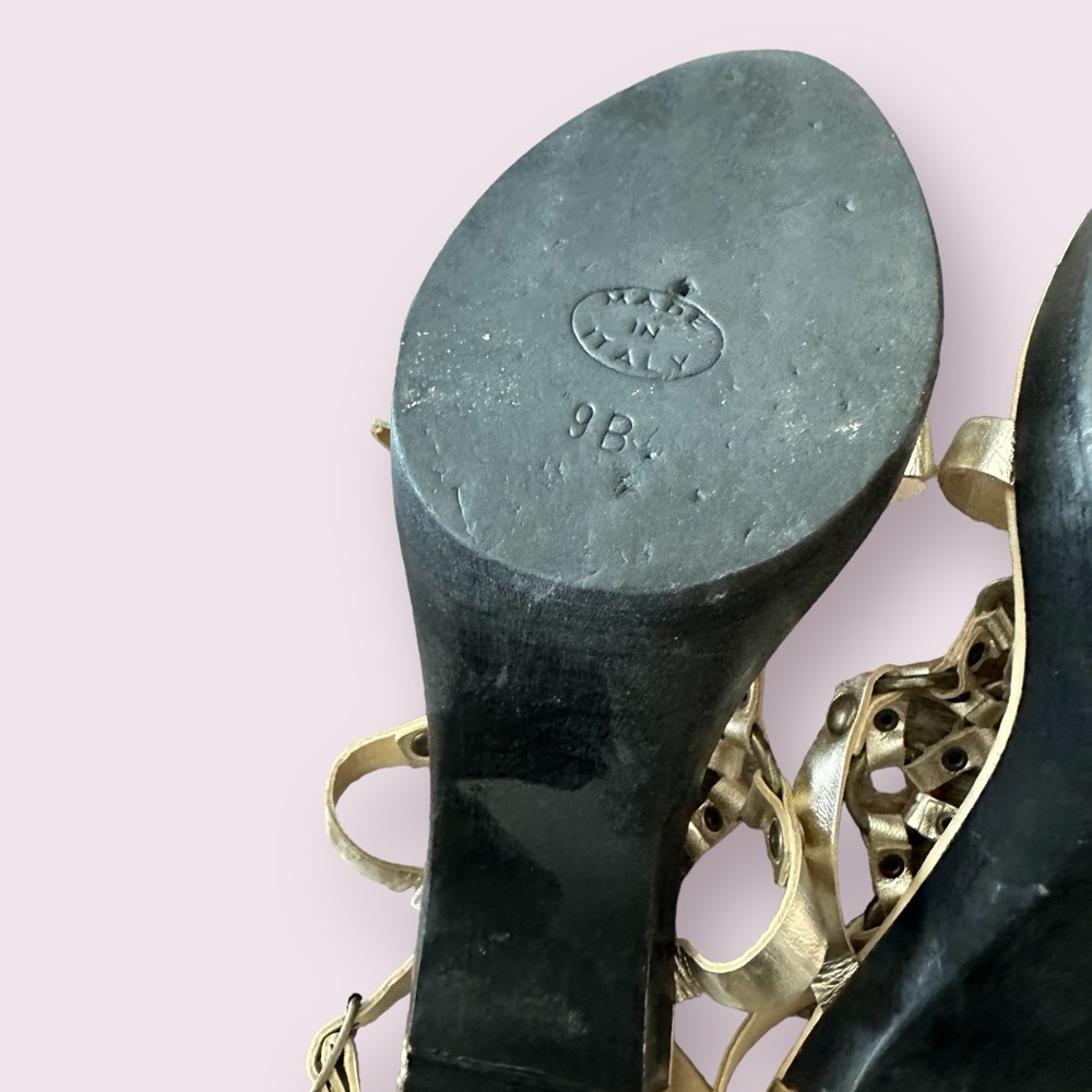 Women’s Michael Kors Made In Italy Leather Strappy Studded 4” Metallic Heels S 9 - Picture 13 of 14